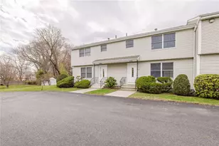 9 Morrill Ln, North Providence, RI 02904 - Photo 5