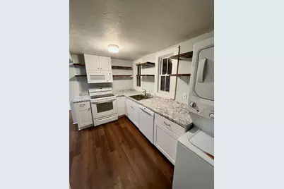 9 Summer Street #B, Westerly, RI 02891 - Photo 3