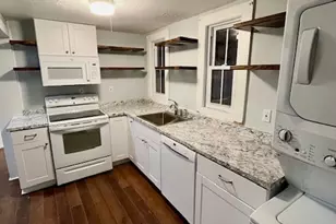 9 Summer St, Westerly, RI 02891 - Photo 3