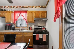 64 Stanwood St, Providence, RI 02907 - Photo 7