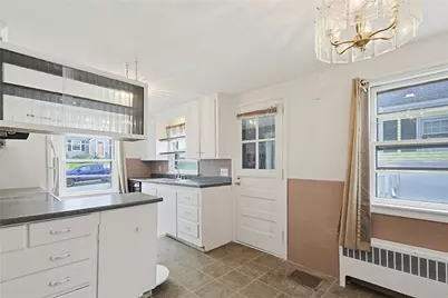 58 Davis Avenue, Cranston, RI 02910 - Photo 5