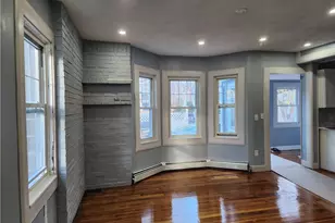 39 Chaplin St, Pawtucket, RI 02861 - Photo 5