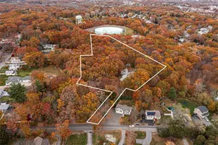 101 Cobble Hill Rd, Lincoln, RI 02865 - Photo 7