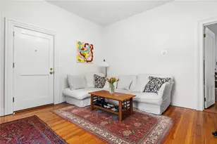 32 School St, Newport, RI 02840 - Photo 5