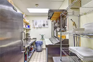 771 Hope St, Providence, RI 02906 - Photo 19