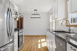 23 Glen Oaks Dr, Cumberland, RI 02864 - Photo 7