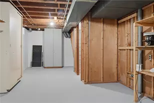 23 Glen Oaks Dr, Cumberland, RI 02864 - Photo 29