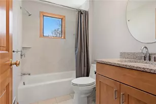 23 Glen Oaks Dr, Cumberland, RI 02864 - Photo 23