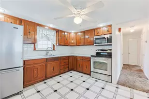 47 Dartmouth Ave, East Providence, RI 02915 - Photo 9