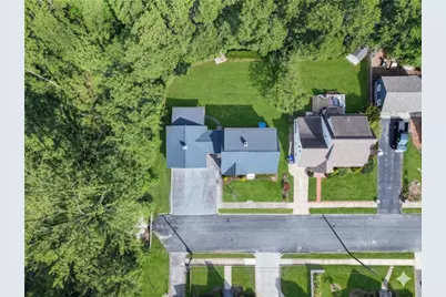 47 Dartmouth Avenue, East Providence, RI 02915 - Photo 33