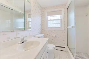 47 Dartmouth Ave, East Providence, RI 02915 - Photo 19