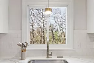 8 Sunset Dr, Smithfield, RI 02917 - Photo 13