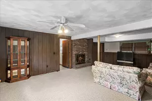 154 Spring Valley Dr, East Greenwich, RI 02818 - Photo 29