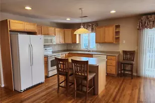 500 Mendon Rd, Cumberland, RI 02864 - Photo 9