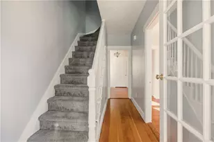 65 Maple Ave, Middletown, RI 02842 - Photo 3