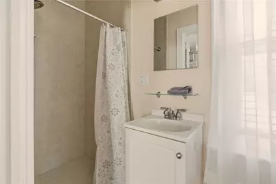 65 Maple Avenue, Middletown, RI 02842 - Photo 11