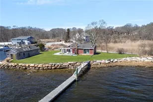 11 Billington Ave, South Kingstown, RI 02879 - Photo 3