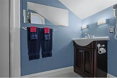 43 Old Beach Road, Newport, RI 02840 - Photo 31
