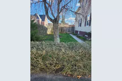 164 Morris Avenue, Pawtucket, RI 02860 - Photo 5