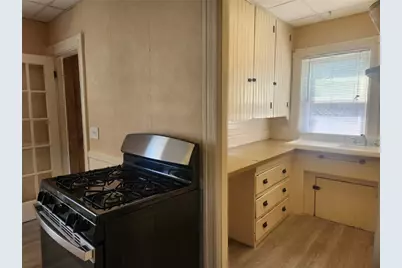 164 Morris Avenue, Pawtucket, RI 02860 - Photo 15