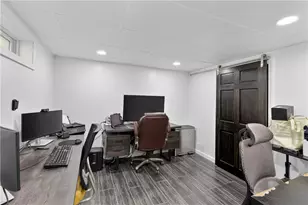 80 Dewey Ave, Pawtucket, RI 02861 - Photo 27