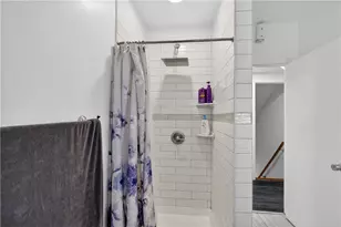 80 Dewey Ave, Pawtucket, RI 02861 - Photo 39