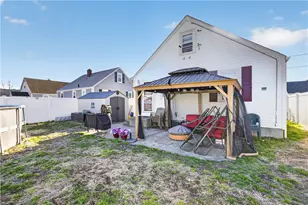 80 Dewey Ave, Pawtucket, RI 02861 - Photo 43