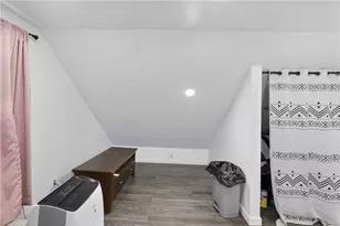 80 Dewey Ave, Pawtucket, RI 02861 - Photo 35