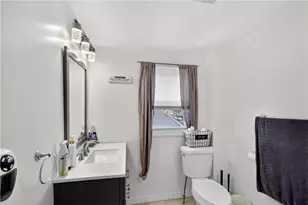 80 Dewey Ave, Pawtucket, RI 02861 - Photo 35