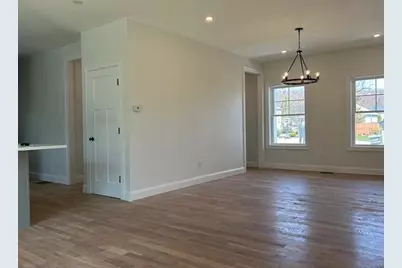 20 Doreen Court, Cranston, RI 02921 - Photo 3