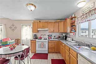 100 Lyman Ave, North Providence, RI 02911 - Photo 9