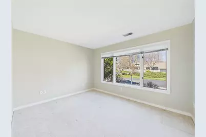 4 Meadowbrook Way, Narragansett, RI 02882 - Photo 13