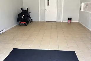 300 Smithfield Rd, North Providence, RI 02904 - Photo 15