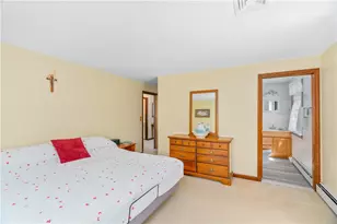 90 Sweet Meadow Dr, North Kingstown, RI 02852 - Photo 25