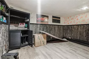 66 Edgehill Rd, Providence, RI 02906 - Photo 23