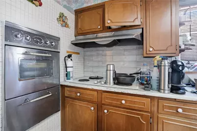 66 Edgehill Road, Providence, RI 02906 - Photo 3