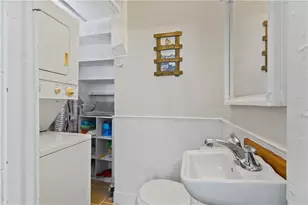 16 Dean Ave, Newport, RI 02840 - Photo 9