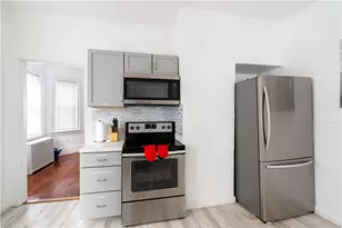 49 Wealth Ave, Providence, RI 02908 - Photo 21