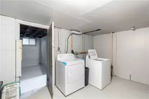 49 Wealth Ave, Providence, RI 02908 - Photo 43