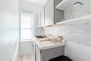 49 Wealth Ave, Providence, RI 02908 - Photo 23