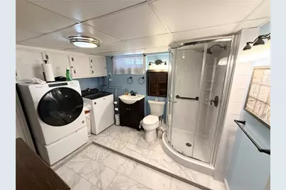 366 Aylsworth Avenue, Woonsocket, RI 02895 - Photo 23