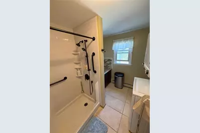 366 Aylsworth Avenue, Woonsocket, RI 02895 - Photo 19