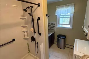 366 Aylsworth Ave, Woonsocket, RI 02895 - Photo 19