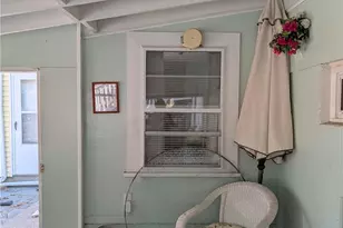 366 Aylsworth Ave, Woonsocket, RI 02895 - Photo 33