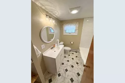 366 Aylsworth Avenue, Woonsocket, RI 02895 - Photo 11