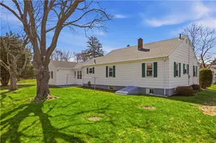 24 Kearns Ave, Tiverton, RI 02878 - Photo 29
