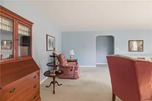 24 Kearns Ave, Tiverton, RI 02878 - Photo 9