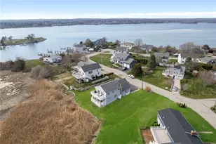 18 Starfish Dr, Narragansett, RI 02882 - Photo 3