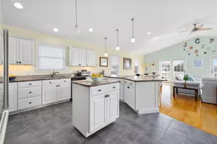 18 Starfish Dr, Narragansett, RI 02882 - Photo 19