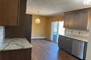 37 N Fairview St, Johnston, RI 02919 - Photo 7